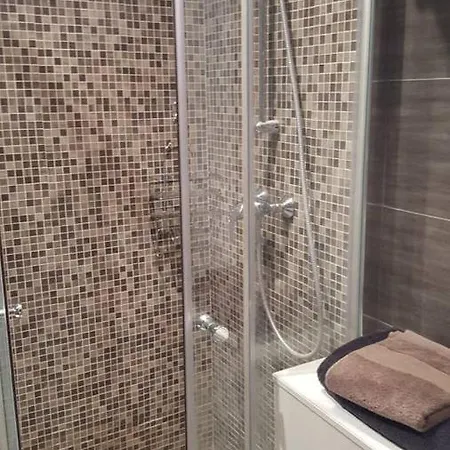 Apartment Ravissant Studio Au Coeur Du Vieil Antibes